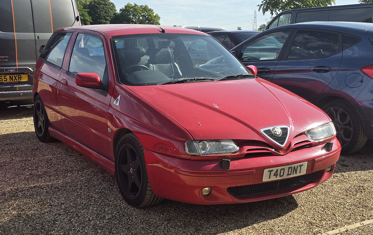 Alfa Romeo 145 2,0 Manuel (150 hk)